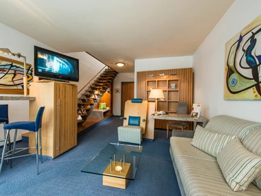 Wellnesshotel: Zimmerbeispiel Moderne Maisonette - Göbel´s Schlosshotel " Prinz von Hessen "