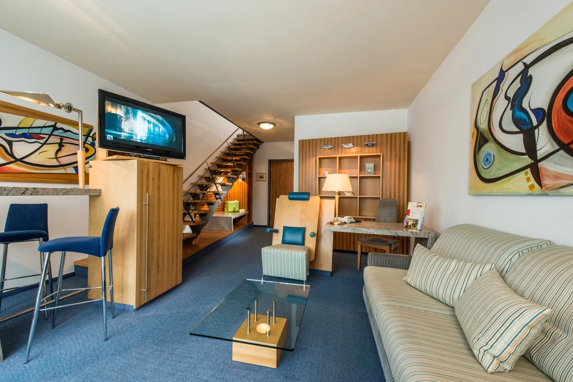 Wellnesshotel: Zimmerbeispiel Moderne Maisonette - Göbel´s Schlosshotel " Prinz von Hessen "