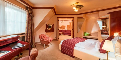 Wellnessurlaub - Whirlpool - Hessen - Zimmerbeispiel Rosenkavalier-Suite - Göbel´s Schlosshotel " Prinz von Hessen "