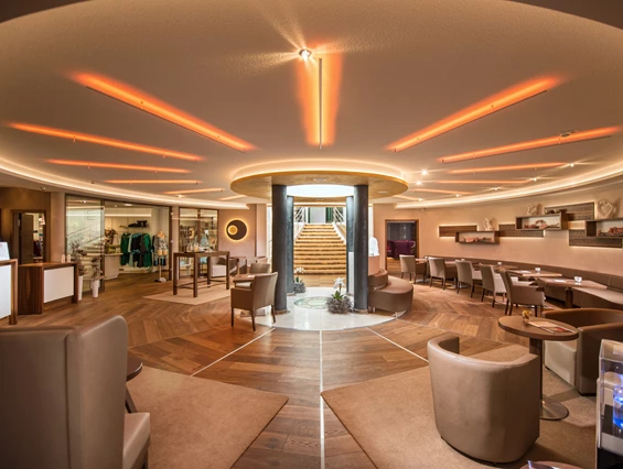 Wellnesshotel: Wellnessbereich - Göbel´s Schlosshotel " Prinz von Hessen "