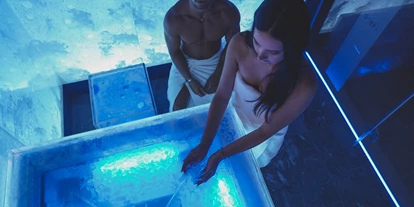 Wellnessurlaub - Parkplatz: kostenlos in Gehweite - Grießen (Leogang) - Ice Lounge - Hotel Gut Brandlhof