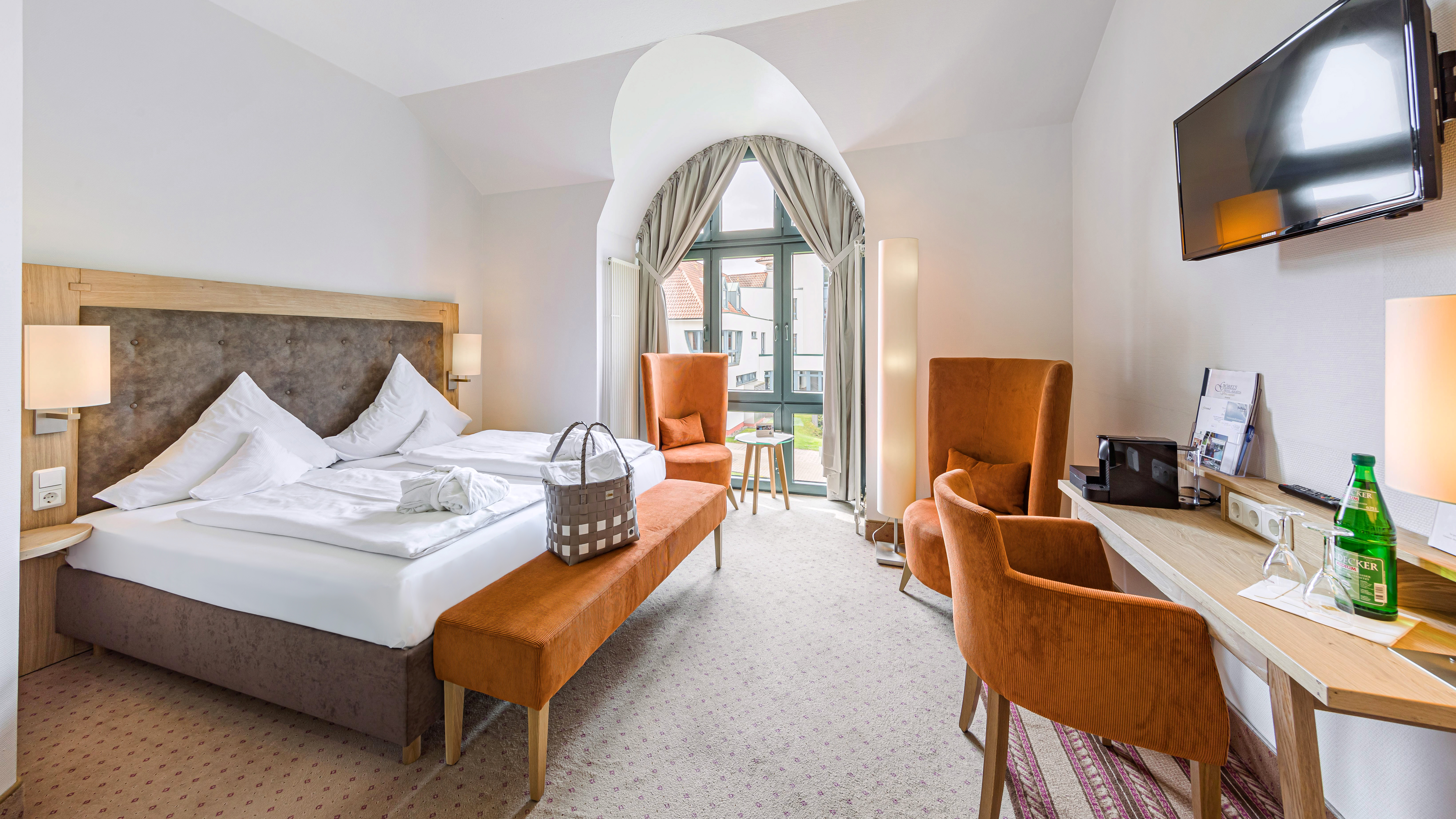 Wellnessurlaub - Hessen - Zimmerbeispiel Standard-Doppelzimmer - Göbel's Hotel AquaVita