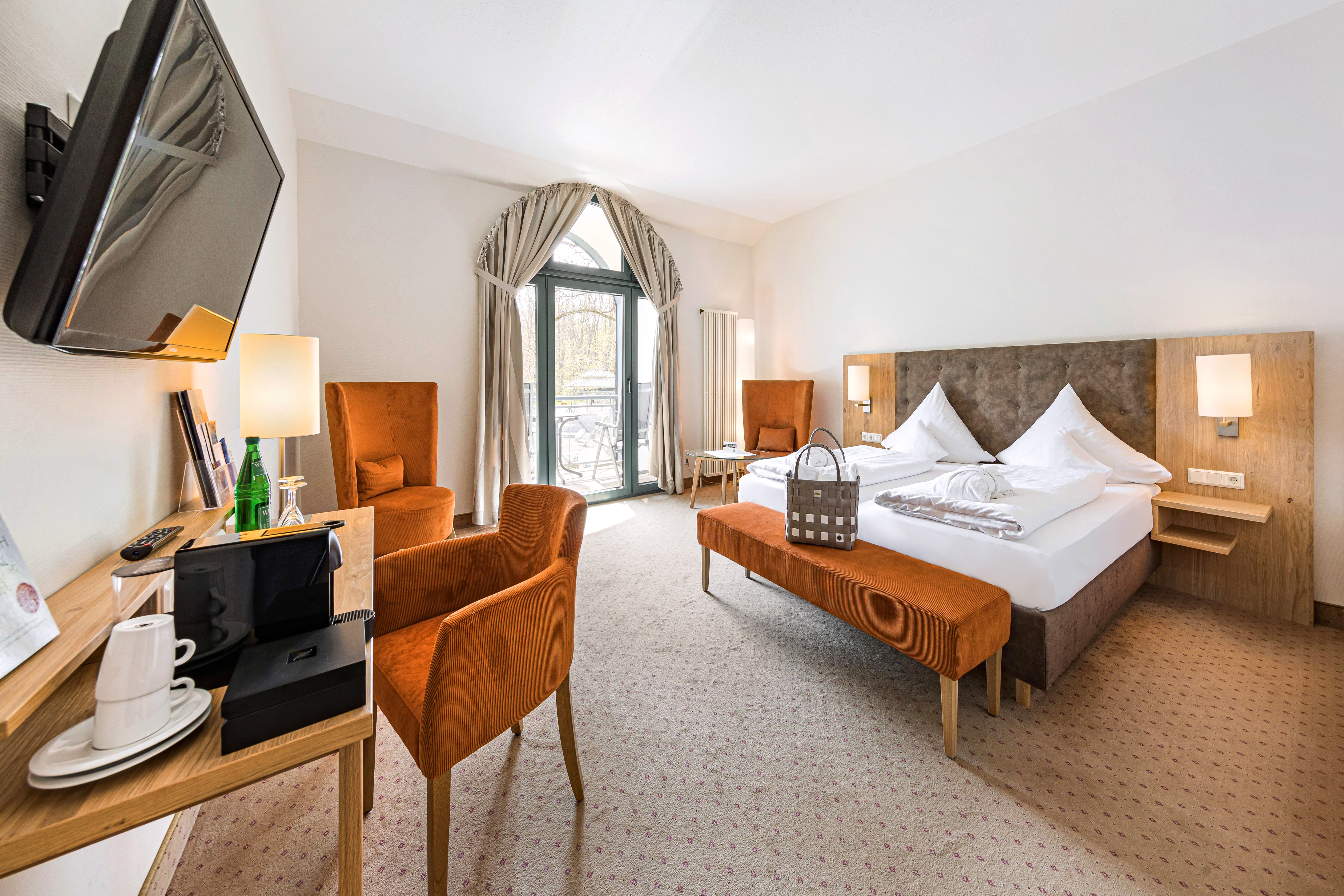 Wellnessurlaub - Hessen - Zimmerbeispiel Deluxe-Doppelzimmer - Göbel's Hotel AquaVita