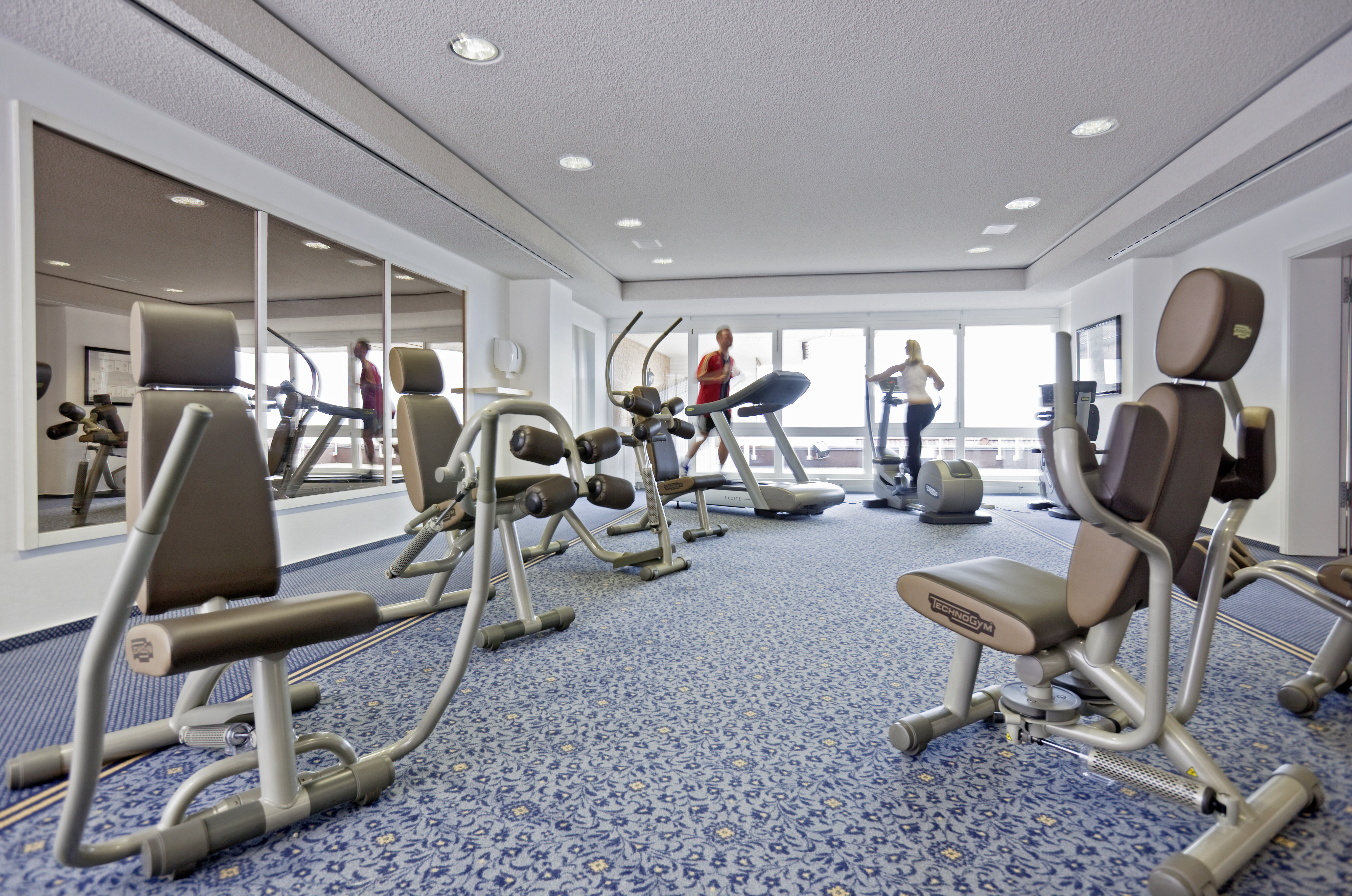 Göbel's Hotel Rodenberg Fitnessangebote im Detail Fitnessbereich