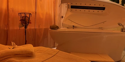 Wellnessurlaub - Hotel-Schwerpunkt: Wellness & Wandern - Ottrau - Parkhotel Zum Stern