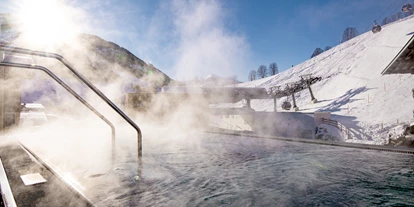 Wellnessurlaub - Pools: Außenpool beheizt - Ruhpolding - Panorama Whirlpool - Hotel Kendler