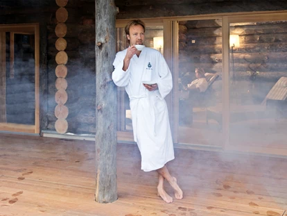 Wellnessurlaub - Finnische Sauna - Ferdinandshof - Keloholz-Saunalandschaft - Bornmühle
