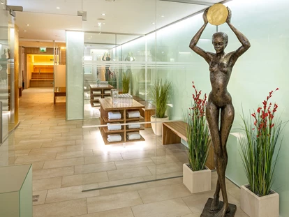 Wellnessurlaub - Paarmassage - Ostsee - SPA mit Saunen und Ruheräumen - Romantik ROEWERS Privathotel