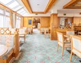Wellnesshotel: Das Panoramarestaurant Königsstuhl bietet ein reichhaltiges Frühstücksbuffet an.  - Rugard Strandhotel