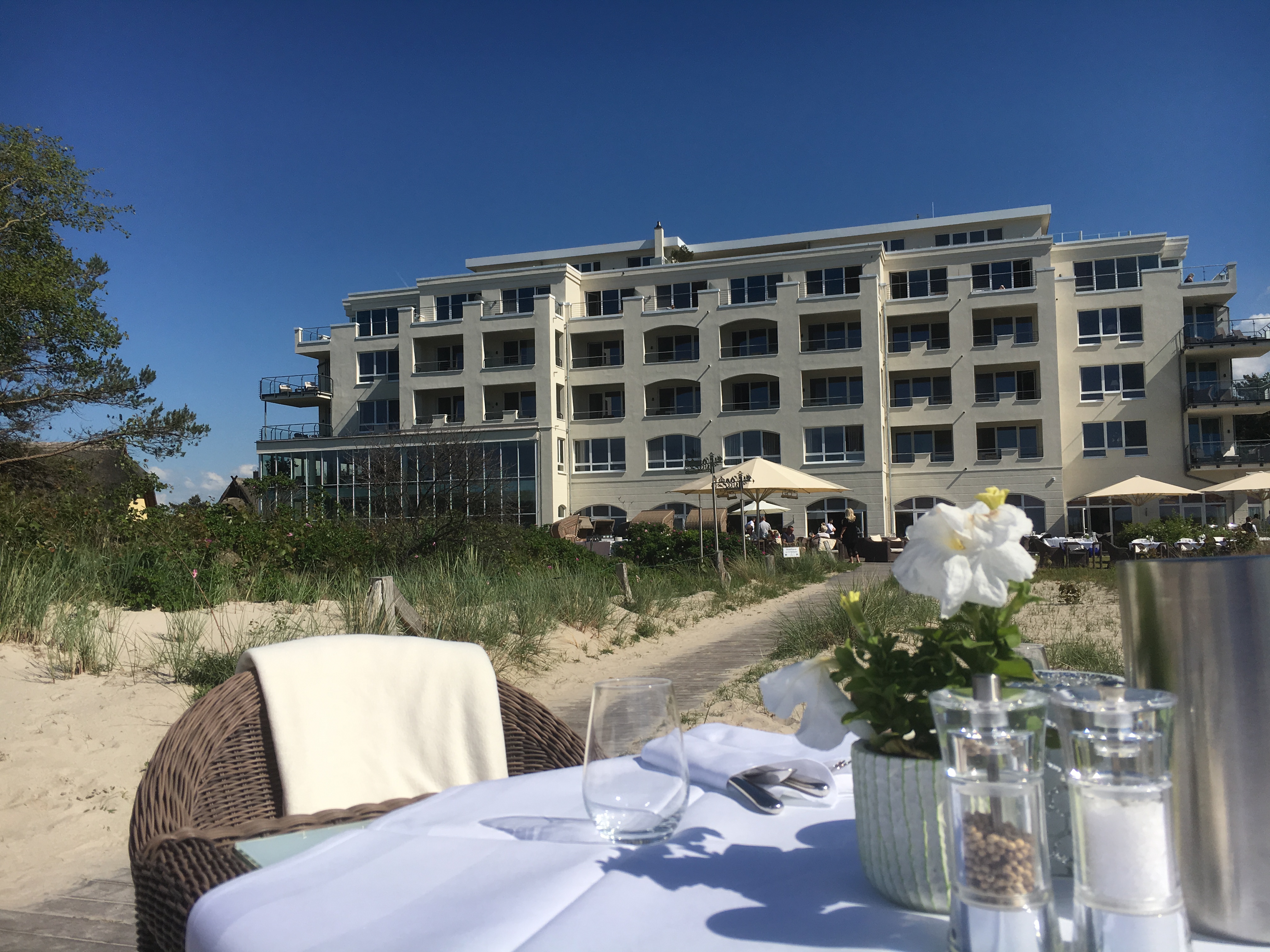 Wellnessurlaub - Ostsee - Sommerfeeling im Strandhotel Dünenmeer - Strandhotel Dünenmeer