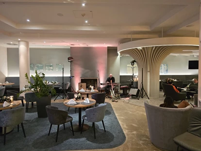 Wellnessurlaub - Paarmassage - Ostsee - Kaminlounge - Strandhotel Dünenmeer