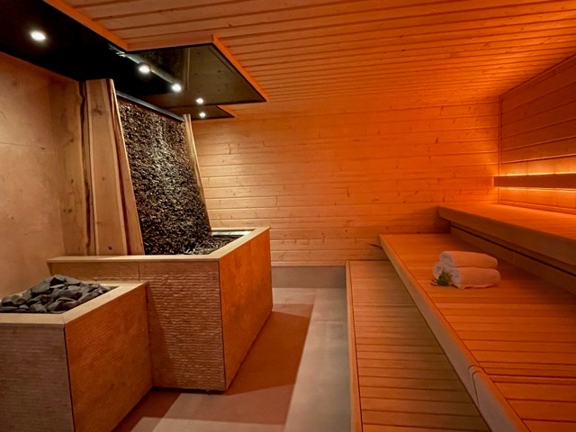 Strandhotel Fischland  Saunen und Bäder im Detail SALZSAUNA