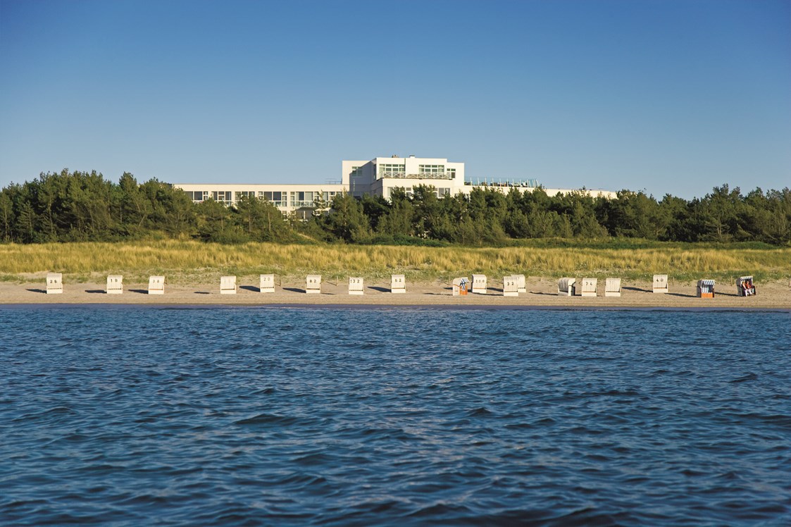 Wellnesshotel: Strandhotel Fischland direkt in den Dünen mit Meer - Strandhotel Fischland 
