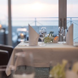 Wellnesshotel: Gourmetrestaurant Ostseelounge mit einem Michelin Stern im Strandhotel Fischland - Strandhotel Fischland 