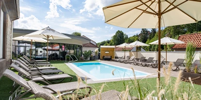 Wellnessurlaub - barrierefrei - Niedersachsen - Außenpool - Göbel's Vital Hotel