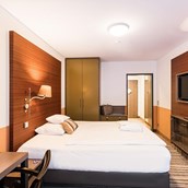 Wellnesshotel - Zimmerbeispiel Junior-Doppelzimmer - Göbel's Vital Hotel