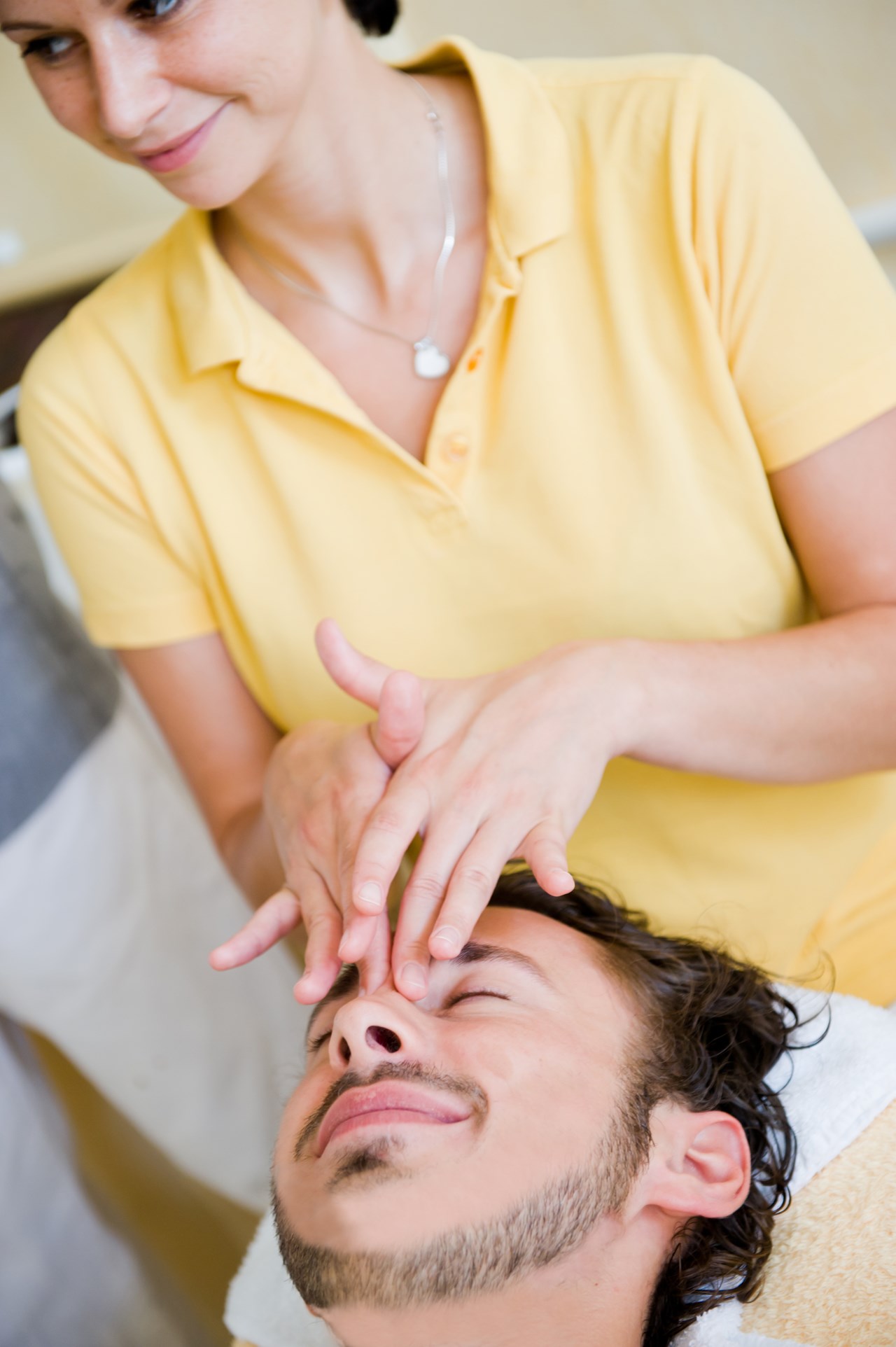 Hotel Romantischer Winkel - RoLigio® & Wellness Resort Behandlungen im Detail Für Ihn: RoLigio® Frische Kick