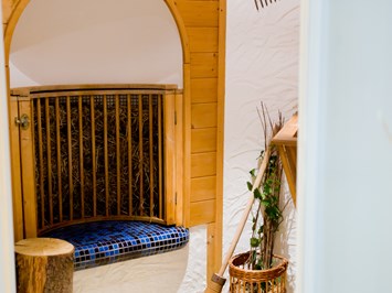 Hotel Romantischer Winkel - RoLigio® & Wellness Resort Saunen und Bäder im Detail Heustüble