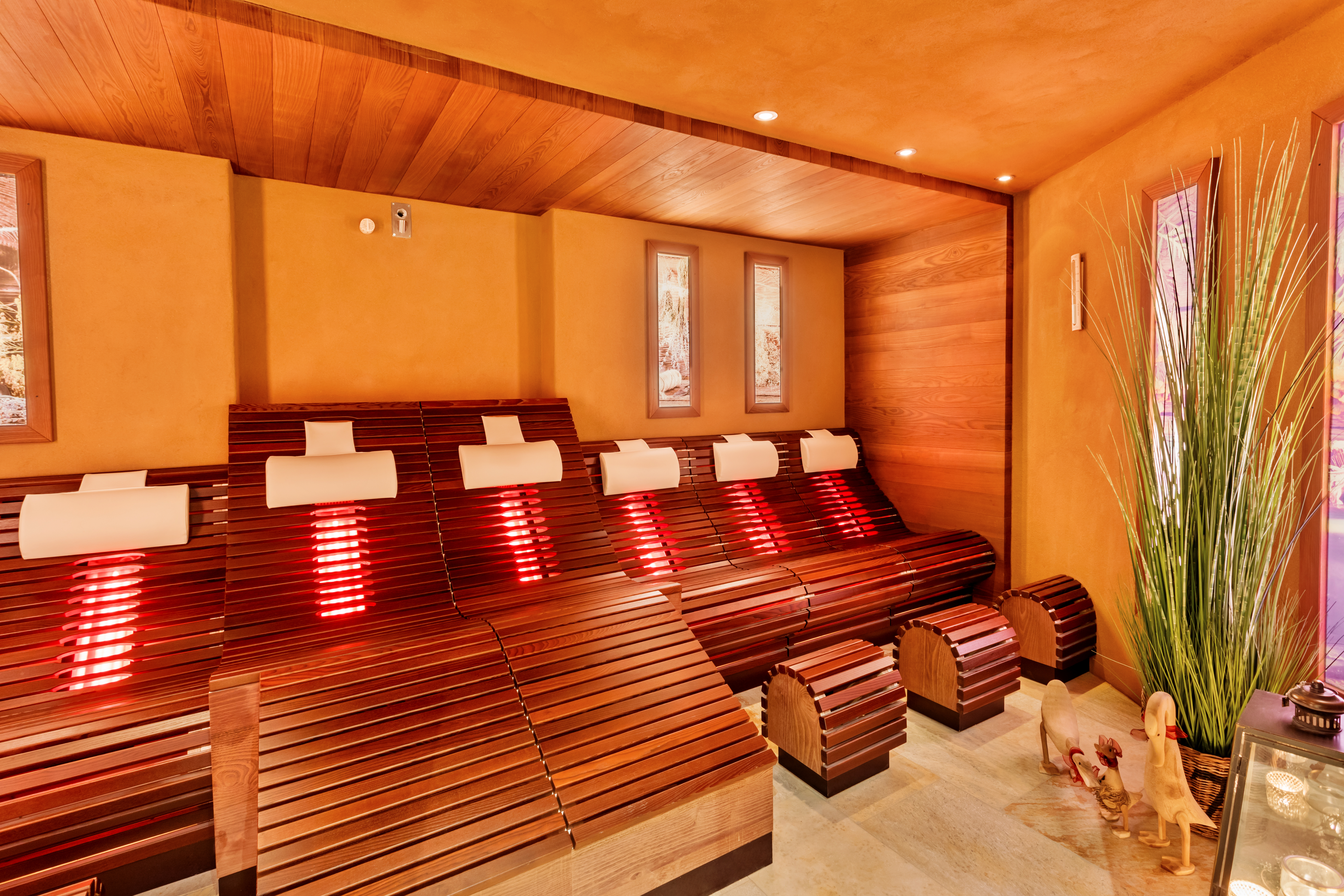 Hotel Romantischer Winkel - RoLigio® & Wellness Resort Saunen und Bäder im Detail RoLigio® - Biosauna (Infrarot-Sauna)