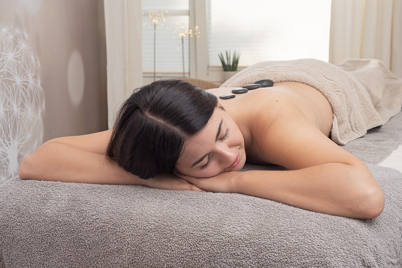 Köhlers Forsthaus Wellness und Genusshotel Massagen im Detail Relax-Massage (60 min)
