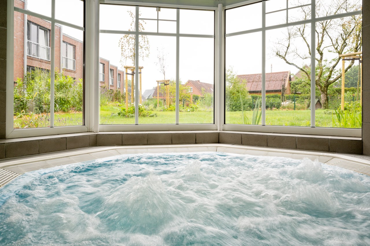 Köhlers Forsthaus Wellness und Genusshotel Saunen und Bäder im Detail Whirlpool