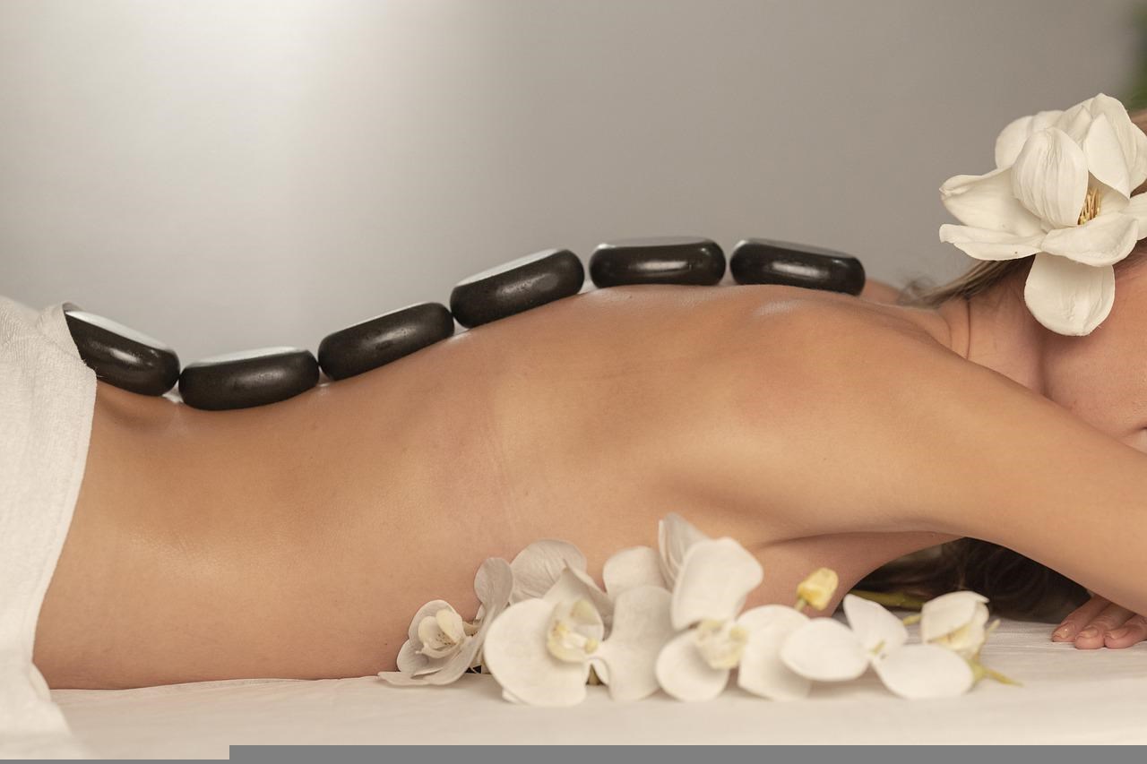 Ringhotel Köhlers Forsthaus Massagen im Detail Hot Stone Massage (45 min)