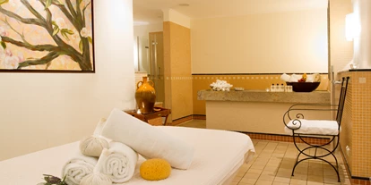 Wellnessurlaub - Paarmassage - Ostsee - Massagen und Anwendungen - ATLANTIC Grand Hotel Travemünde