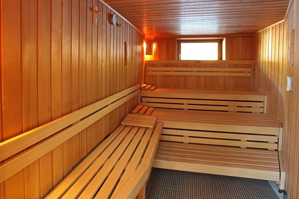 Naturhotel Alpenblick Saunen und Bäder im Detail Finnische Sauna & Vitalsauna
