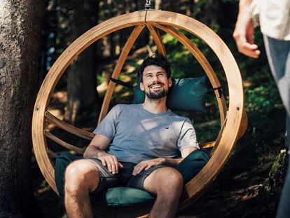 Wellnessurlaub - Fontanella - Hoteleigender Entspannungswald - Torghele's Wald & Fluh