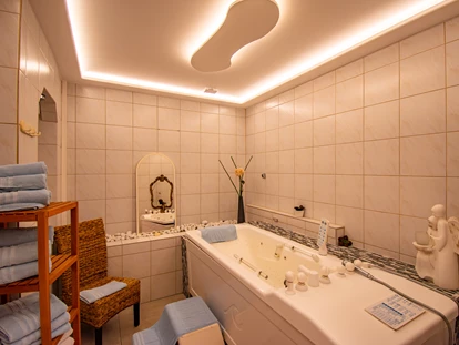 Wellnessurlaub - Verpflegung: Vollpension - Steinenbronn - Anwendungsraum Wellness  - Vital- und Wellnesshotel Albblick