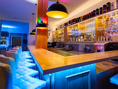 Wellnessurlaub - Verpflegung: Vollpension - Steinenbronn - Lounge / Bar  - Vital- und Wellnesshotel Albblick