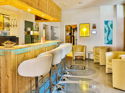 Wellnessurlaub - Verpflegung: Vollpension - Steinenbronn - Rezeption - Vital- und Wellnesshotel Albblick
