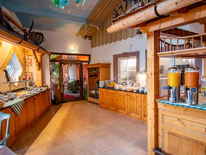 Wellnessurlaub - Verpflegung: Vollpension - Steinenbronn - Frühstücksbuffet Restaurant - Vital- und Wellnesshotel Albblick