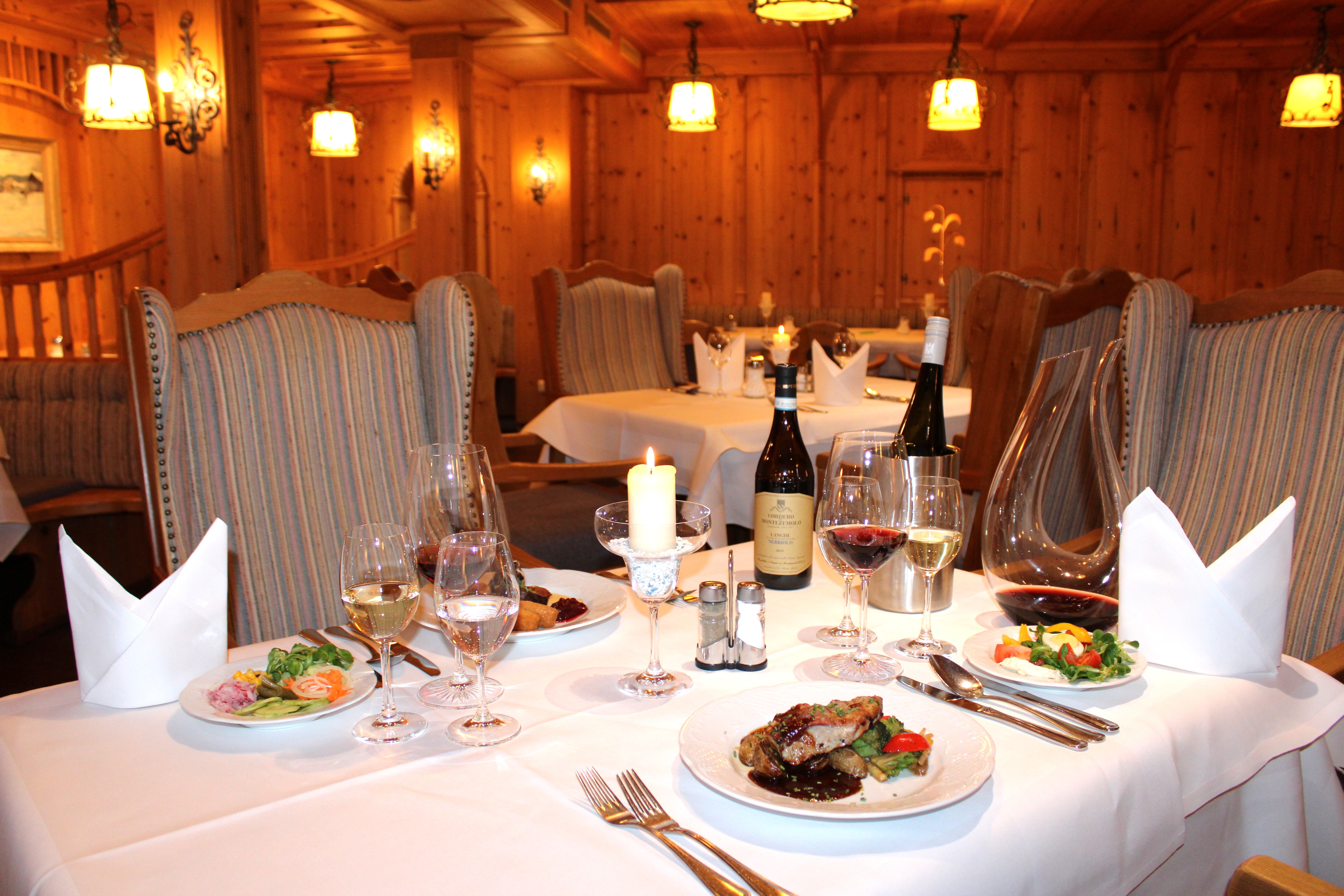 Wellnesshotel: 4 Gänge-Wahlmenü - Hotel & Residence Hochriegel