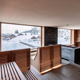 Wellnesshotel: Panoramasauna ca. 80°C

Lassen Sie in dieser finnischen Sauna Ihren Blick über die Bergkulisse unseres wunderschönen Allgäus schweifen. - Panoramahotel Oberjoch