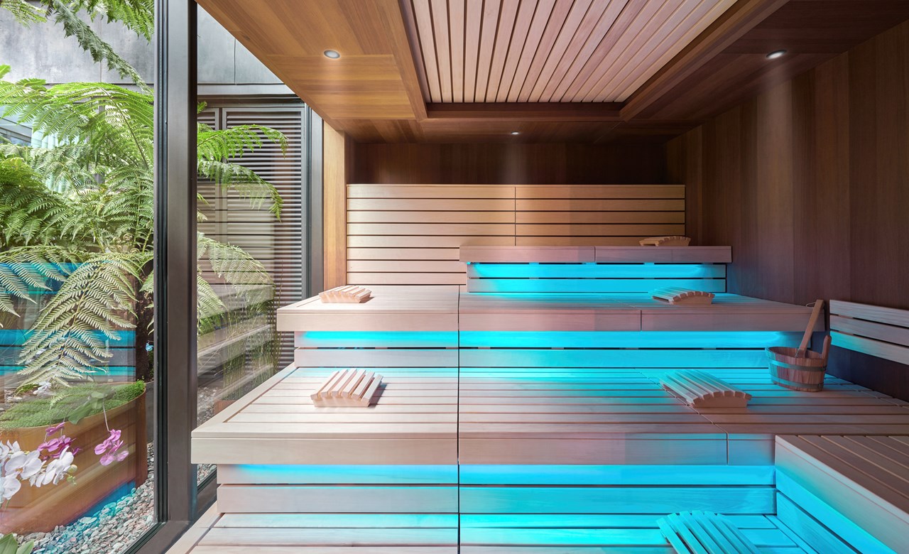 Quellenhof Luxury Resort Lazise Saunen und Bäder im Detail Finnische Sauna - Familiensauna