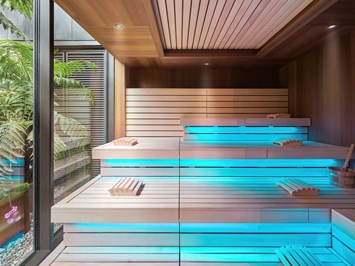 Quellenhof Luxury Resort Lazise Saunen und Bäder im Detail Finnische Sauna - Familiensauna