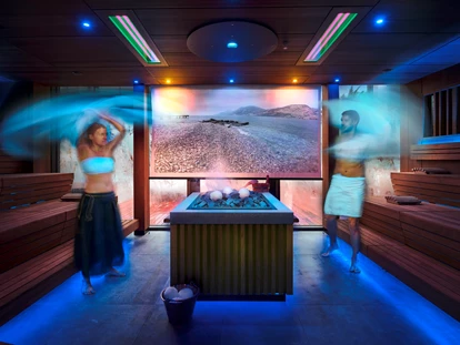Wellnessurlaub - Babysitterservice - Finnische Event Sauna "adults only" - Quellenhof Luxury Resort Lazise