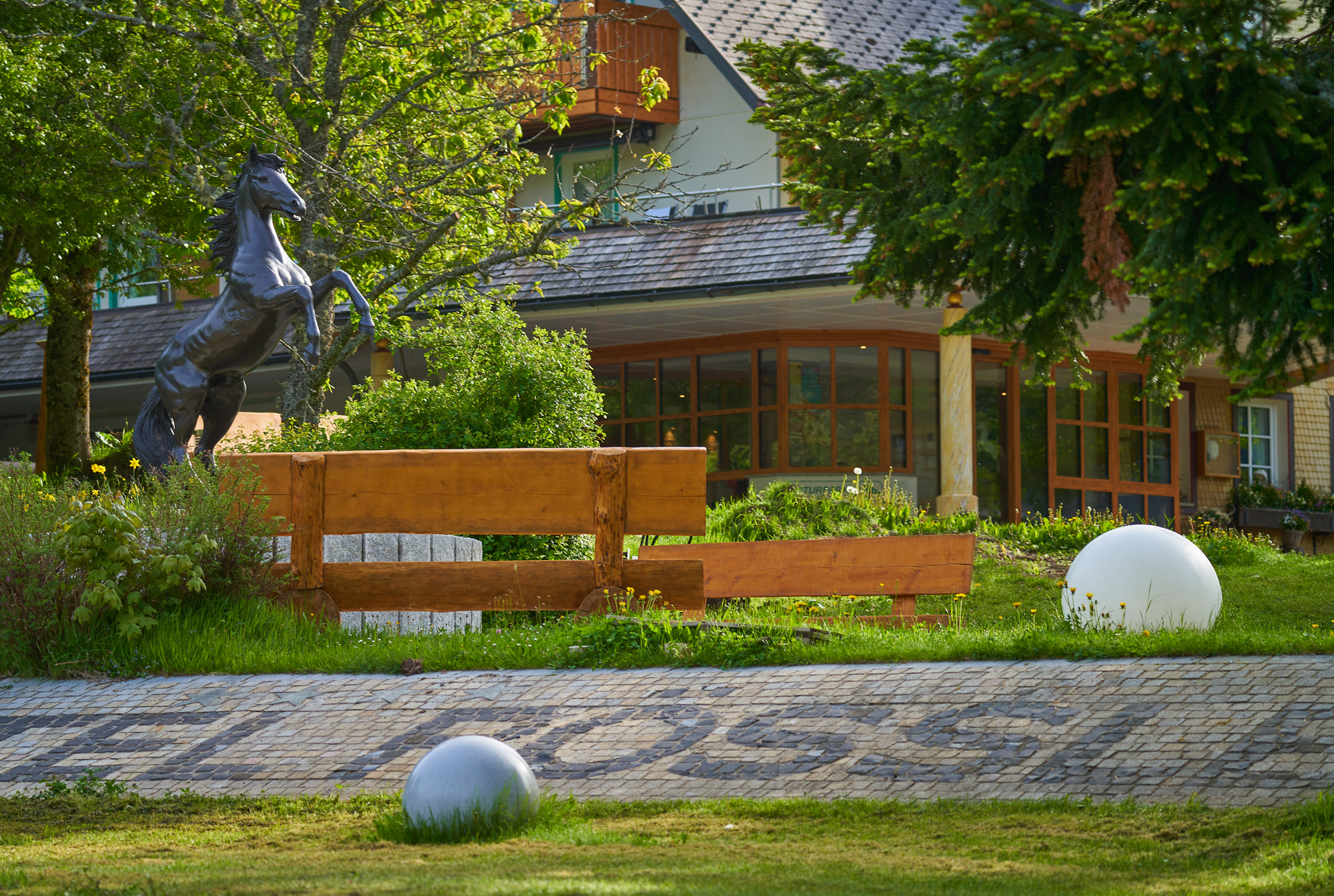 Wellnesshotel: Außenbereich - Hotel Rößle - Hotel | Umgebung