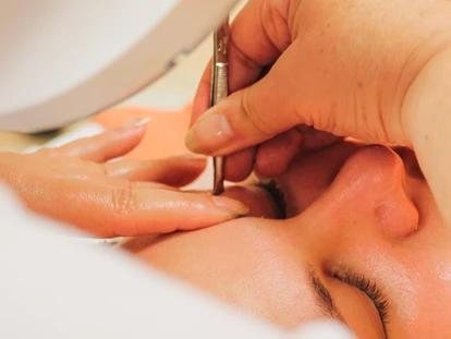Wellnessurlaub - Seminarraum - Schallstadt - Gesichtsbehandlungen - Hotel Rößle