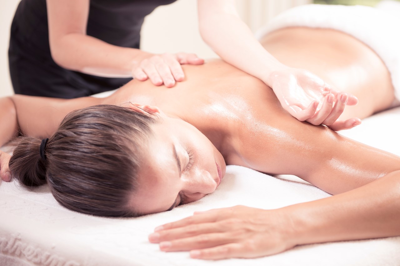 Kulm Hotel St. Moritz Massagen im Detail Spa Ritual Massage