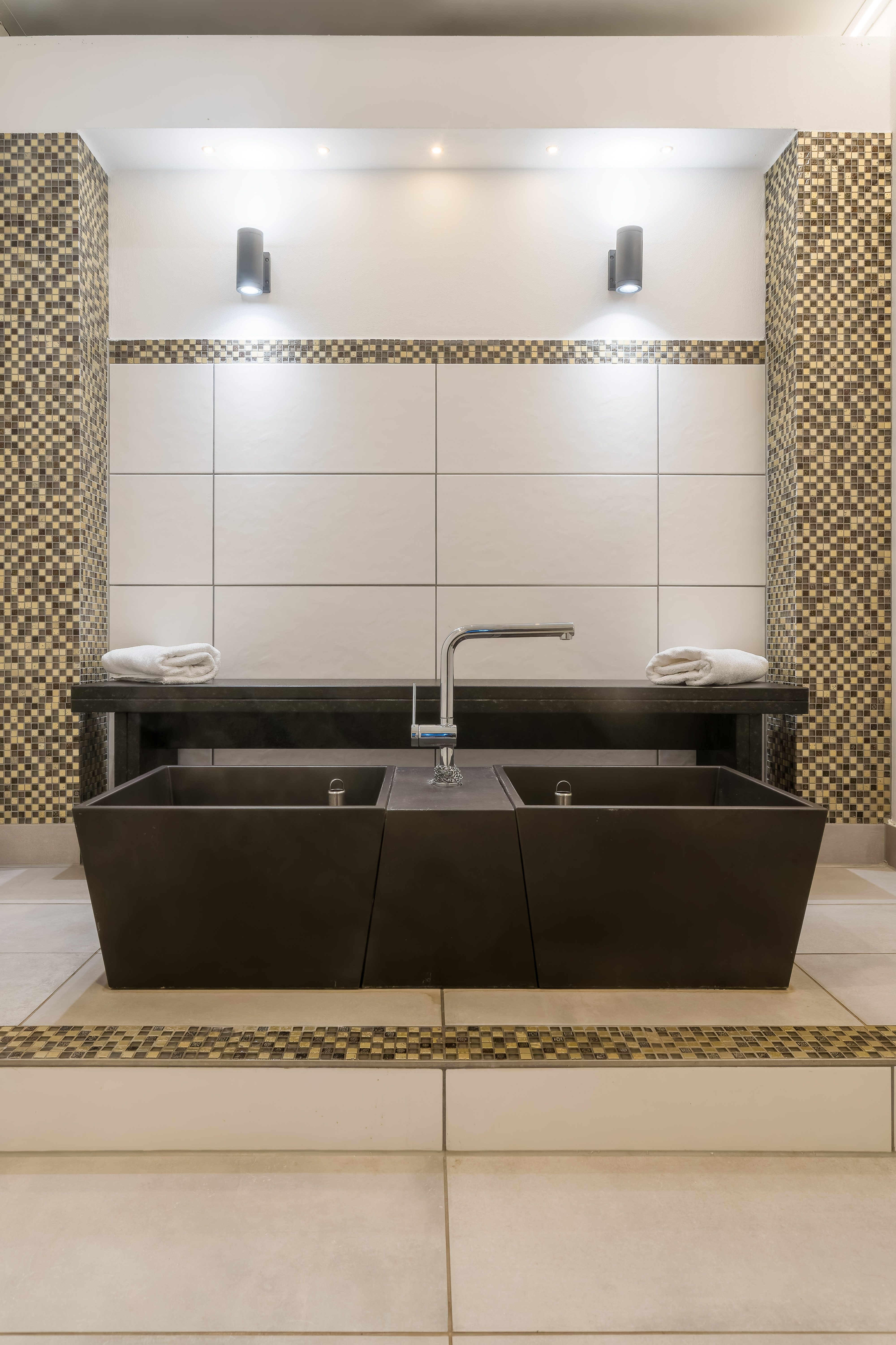 Wellnesshotel: Fußbad im Gästehaus Himmelreich - Hotel-Resort Waldachtal