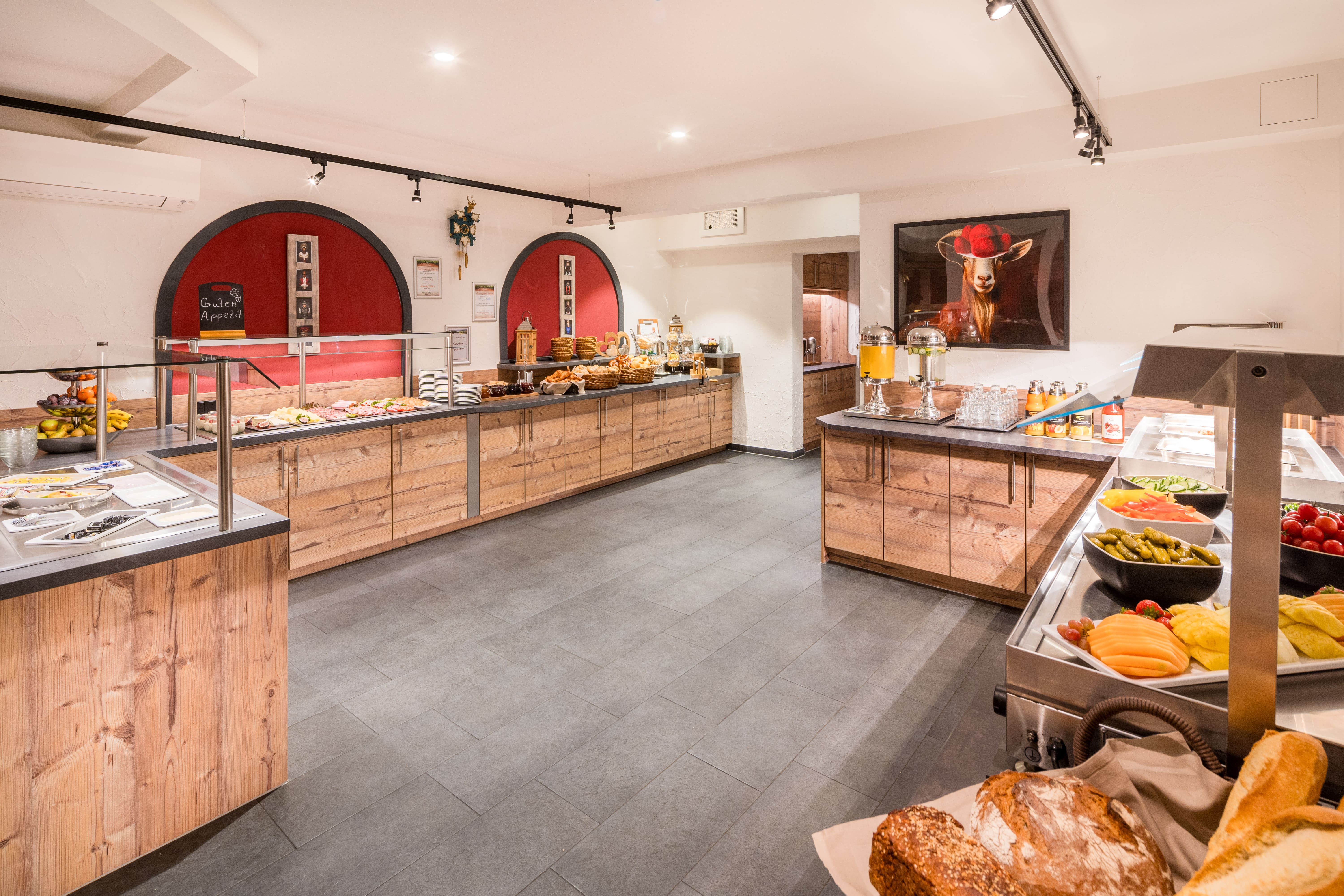 Wellnesshotel: Genießer Frühstücksbuffet - Hotel-Resort Waldachtal - Kulinarik | Restaurant