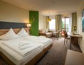 Wellnesshotel: Doppelzimmer Superior Beispiel Haupthaus - Hotel-Resort Waldachtal