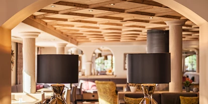 Wellnessurlaub - Klassifizierung: 4 Sterne S - Ampass - Lobby - Alpin Resort Stubaier Hof****s