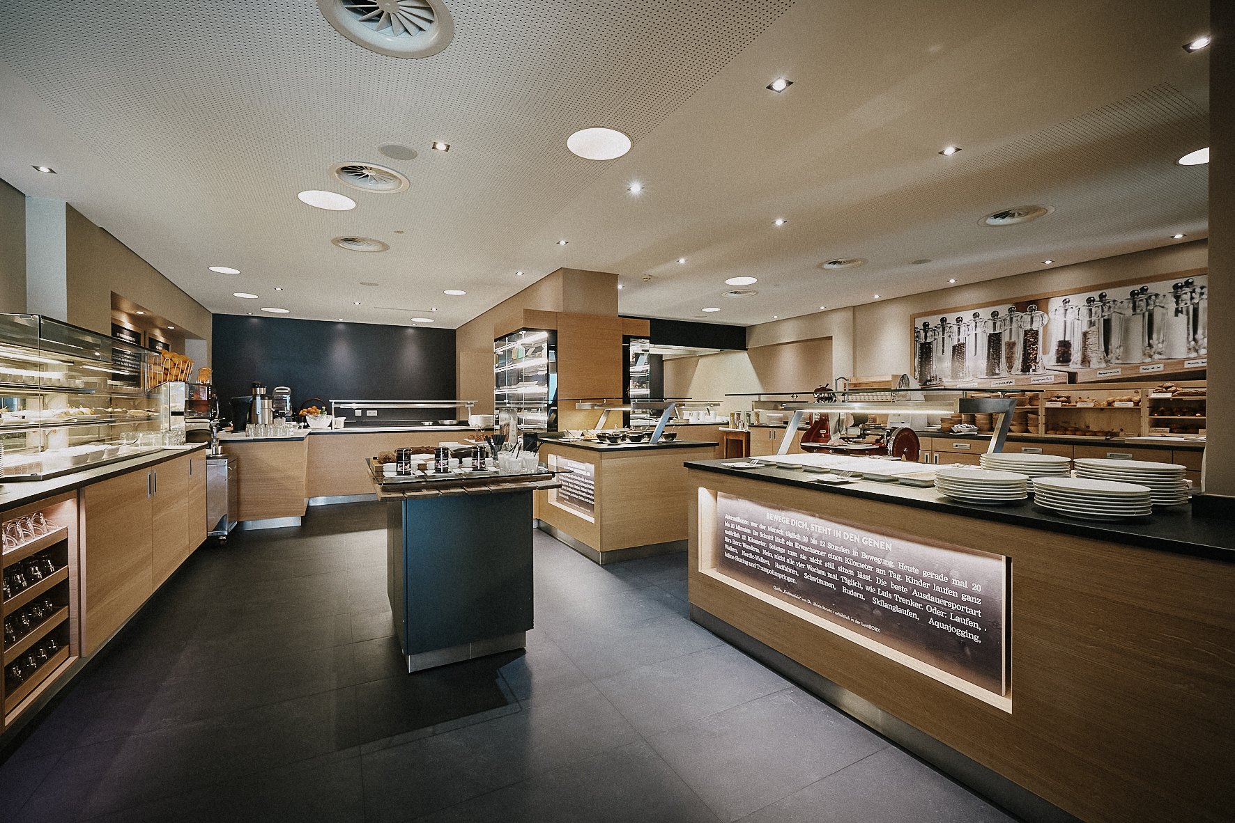 Wellnesshotel: Buffetbereich - DAS KRONTHALER****S 