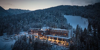 Wellnessurlaub - Bad Aibling - Außenansicht Winter - DAS KRONTHALER****S