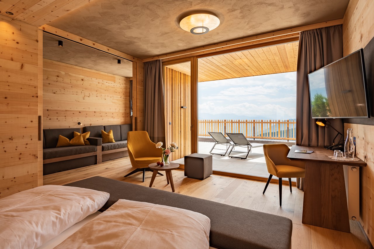 Tratterhof Mountain Sky® Hotel Zimmerkategorien LUXURY TERRASSENSUITE LARIX
