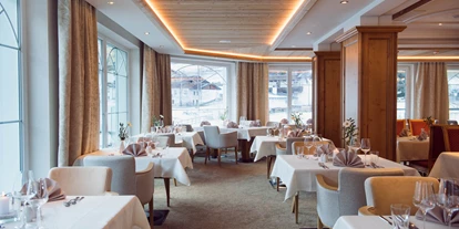 Wellnessurlaub - Dorf Tirol - Lichtdurchfluteter Wintergarten - Activehotel Bergkönig