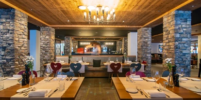 Wellnessurlaub - Babysitterservice - unser mediterranes Restaurant Del Ponte - Walliserhof Grand-Hotel & Spa